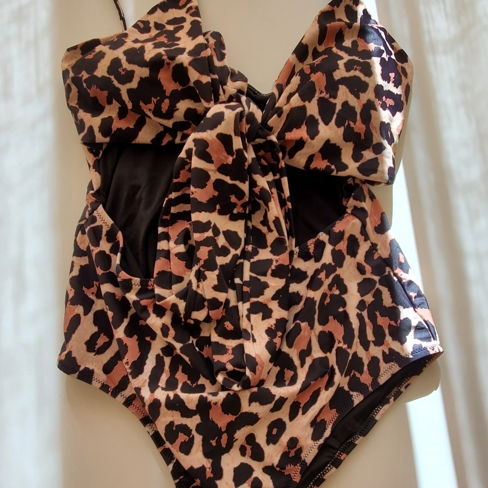 Leopard One Piece Swimsuit size L